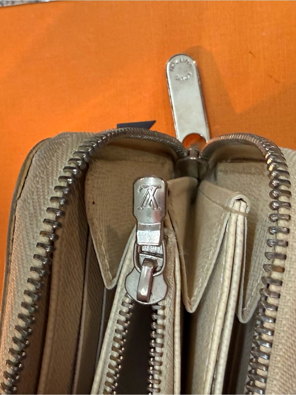 Louis Vuitton Cream Epi Zip Wallet with Silver Hardware - Picture 11 of 16